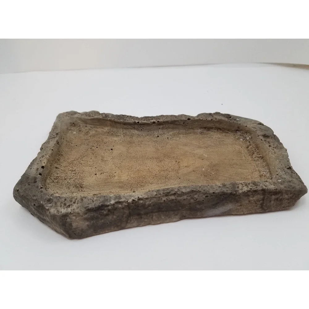 Reptile Small Hideaway and Three Feeding Food Feeding Dishes Pets Lizards